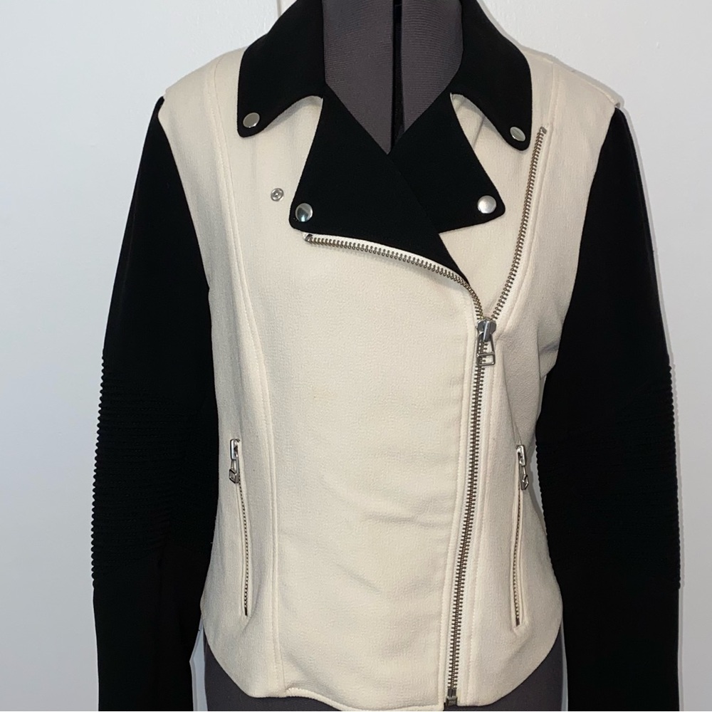 Wilfred Aritzia Black Cream Moto Jacket Blazer Size 10